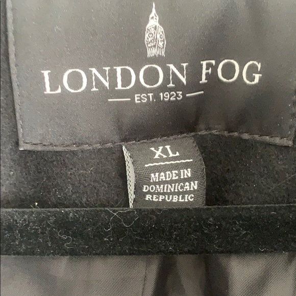 Coat - Picture 3 of 4